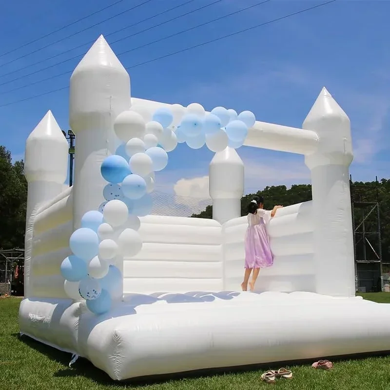 Kids Toys Rental - Château gonflable blanc/noir de 3M/4M, maison