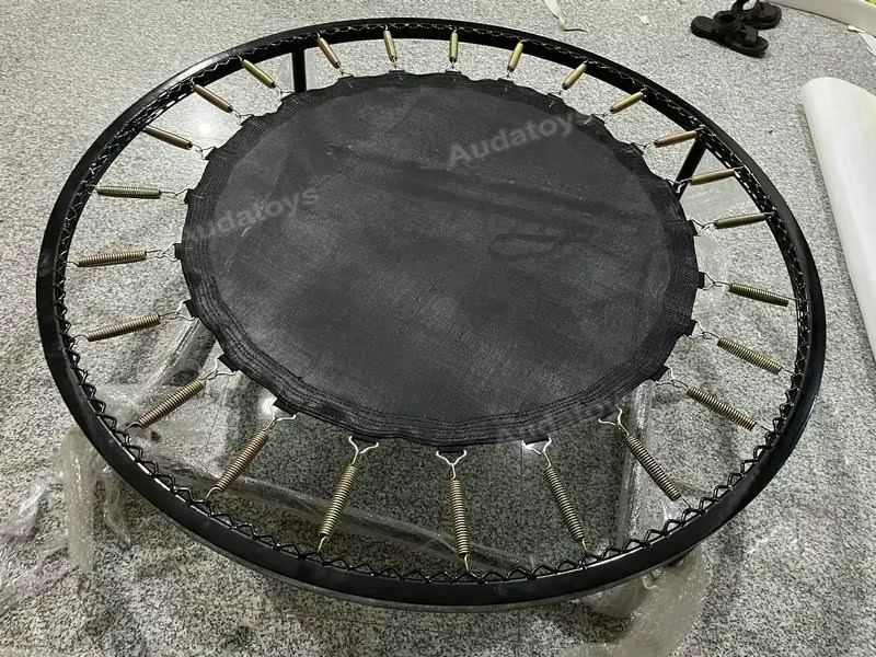 Trampoline rond souple de 5 pi - Kids Toys Rental avis et prix